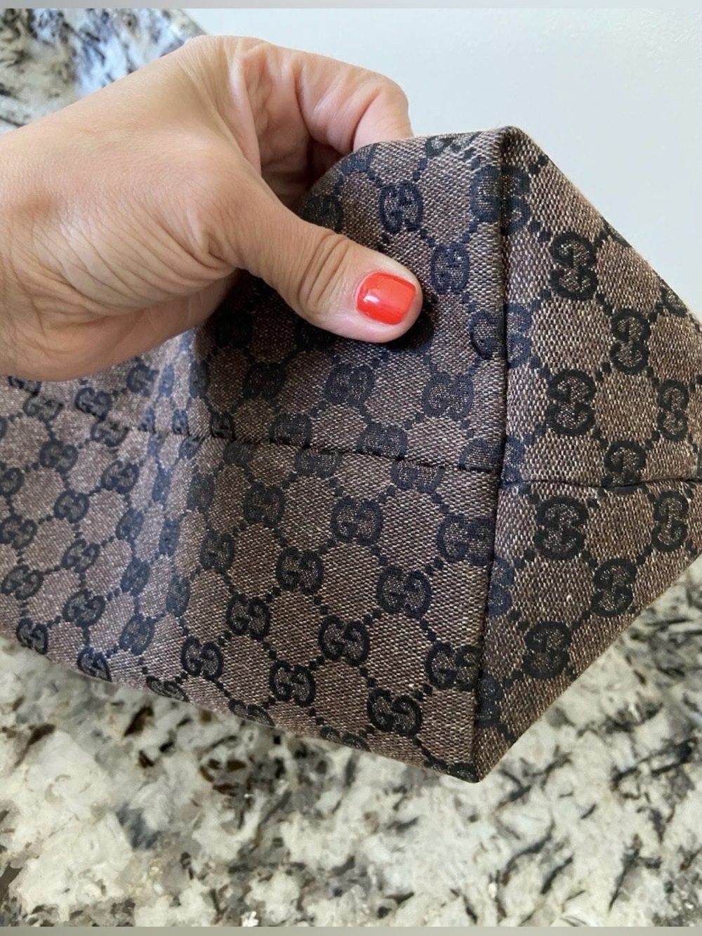 Authentic Gucci Wool Tote Bag Brown
GG Canvas - Picture 12 of 16